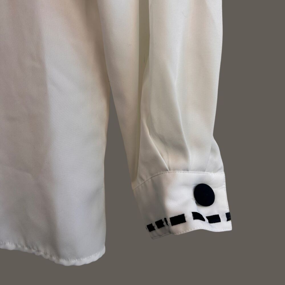 Vintage Tess Large Stitch Button Front Blouse - Picture 3 of 9